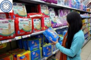 ảnh minh họa mua tã bỉm cho bé 3 tháng tuổi
