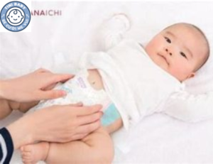 thay tã bỉm đúng cách ngăn ngừa cho bé 3 tháng tuổi